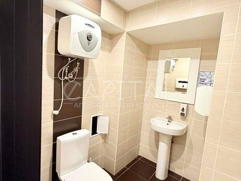 комерційна за адресою Хрещатик вул. (Kreschatic), 5