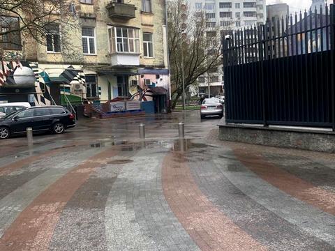 комерційна за адресою Київ, Велика Житомирська вул., 34