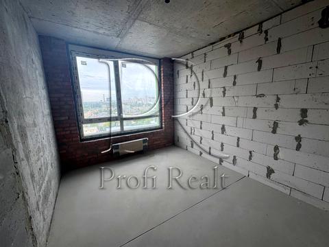 квартира за адресою Причальна вул., 10