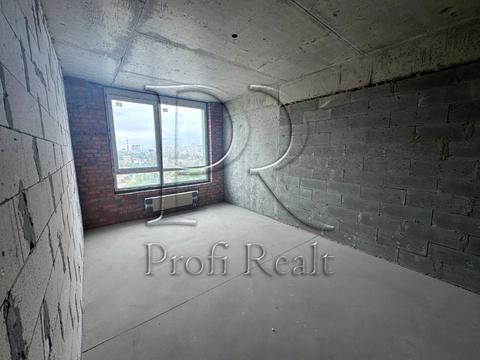 квартира за адресою Причальна вул., 10