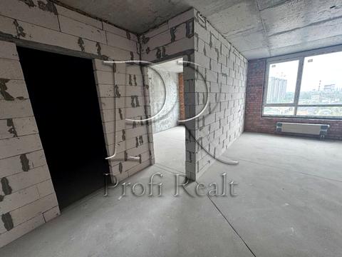 квартира за адресою Причальна вул., 10