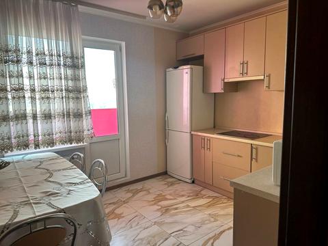 квартира за адресою Ревуцького вул., 54