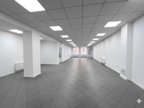 комерційна за адресою Кардинала Любомира Гузара вул., 55