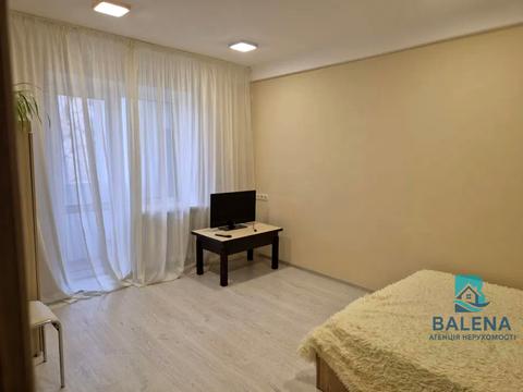 квартира за адресою Героїв полку "Азов" вул. (Маршала Малиновського), 32-Б