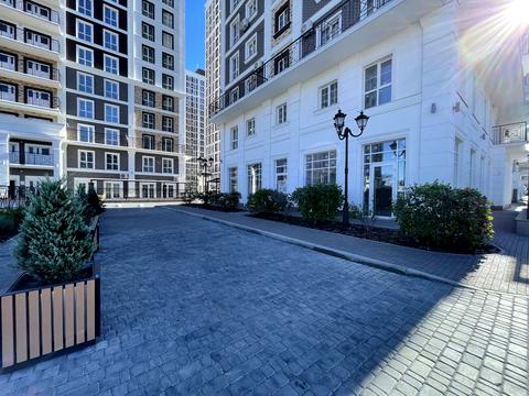 комерційна за адресою Михайла Максимовича вул. (Онуфрія Трутенка), 28-Е