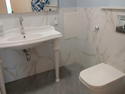 квартира за адресою Андрія Верхогляда вул. (Михайла Драгомирова), 11-В