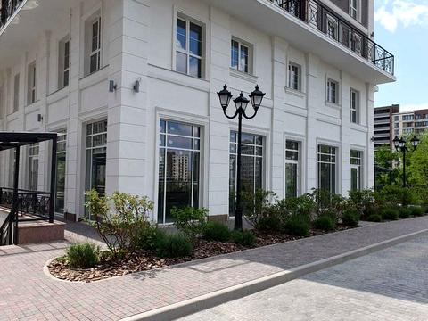 комерційна за адресою Михайла Максимовича вул. (Онуфрія Трутенка), 28-Е