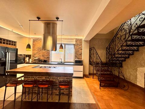 дом по адресу Семёна Яхненко ул. (Бабушкина), 28