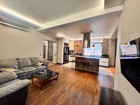 дом по адресу Семёна Яхненко ул. (Бабушкина), 28