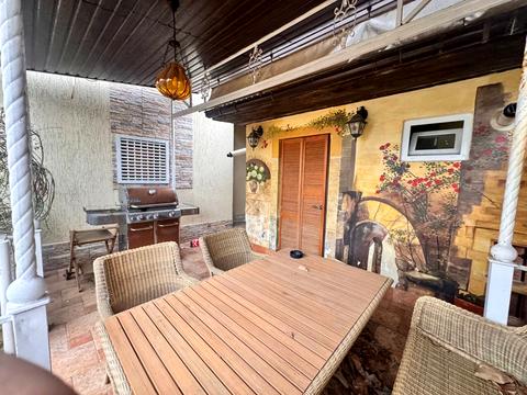 дом по адресу Семёна Яхненко ул. (Бабушкина), 28