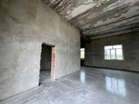 коммерческая по адресу Липова, 6