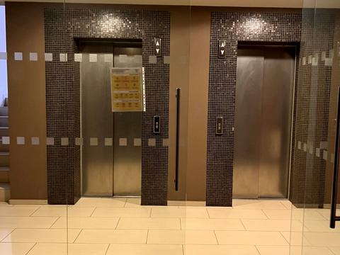 комерційна за адресою Ярославів Вал вул., 23-А