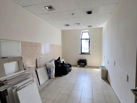 комерційна за адресою Ярославів Вал вул., 23-А