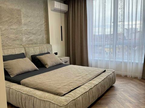 квартира за адресою Юліана Пелеша вул., 3