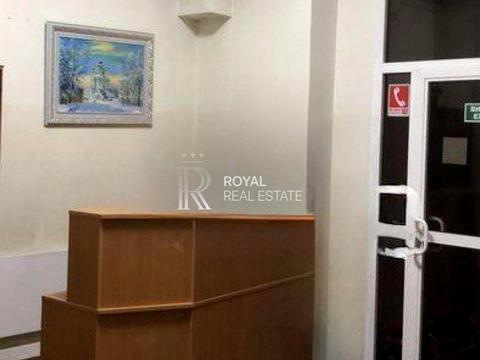 коммерческая по адресу Бехтеревский пер., 3