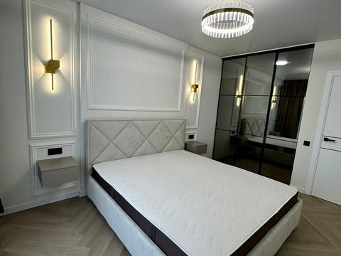 квартира по адресу Юліана Пелеша ул., 2