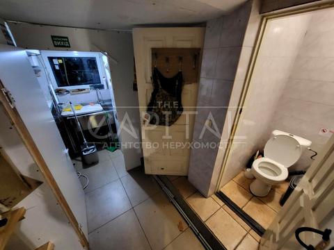 комерційна за адресою Михайлівська вул., 20-А