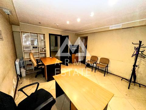 комерційна за адресою Обсерваторна вул., 8