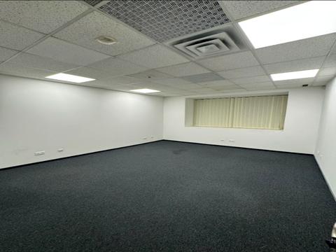 комерційна за адресою Шовковична вул., 42/44