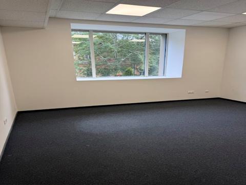 комерційна за адресою Шовковична вул., 42/44