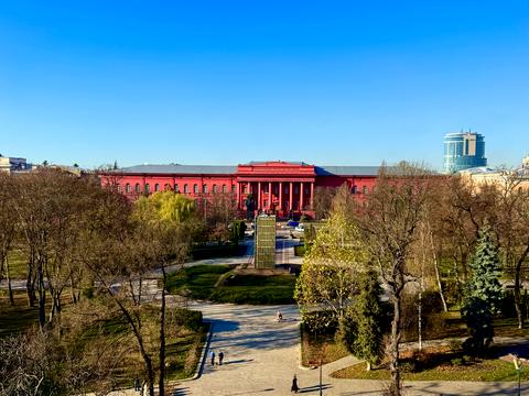 комерційна за адресою Терещенківська вул., 13