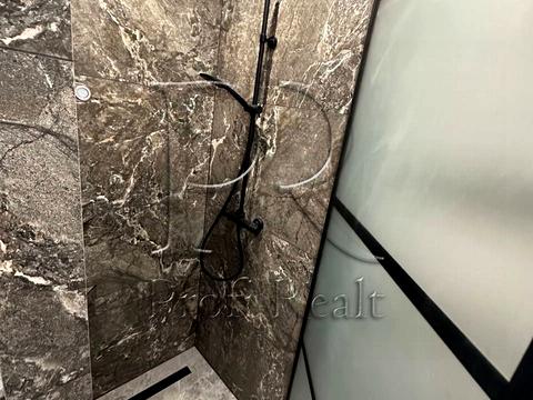 квартира по адресу Любомира Гузара просп. (Космонавта Комарова), 15а