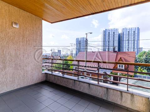 комерційна за адресою Павла Загребельного вул. (Миколи Раєвського), 6