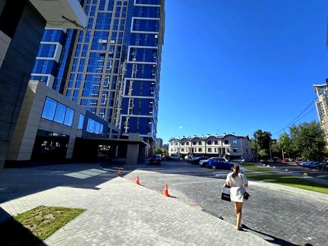 комерційна за адресою Звіринецька вул., 70-А