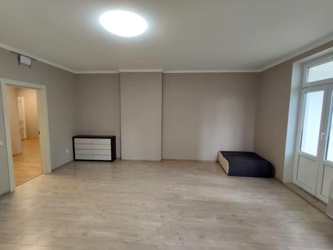 квартира за адресою Раїси Окіпної вул., 8