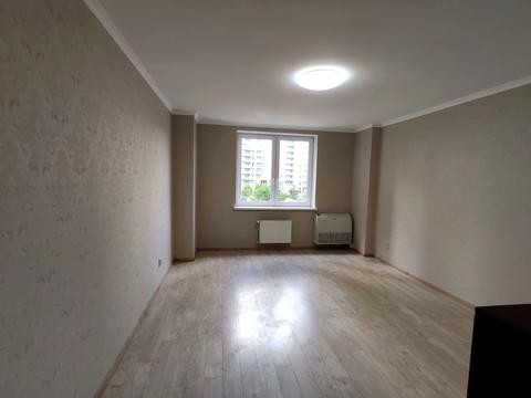 квартира за адресою Раїси Окіпної вул., 8