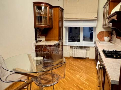 квартира за адресою Панаса Мирного вул., 4