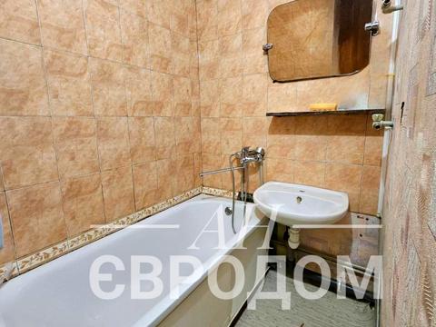 квартира за адресою Перемоги просп., 74б