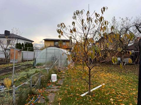 будинок за адресою Профспілкова вул., 136