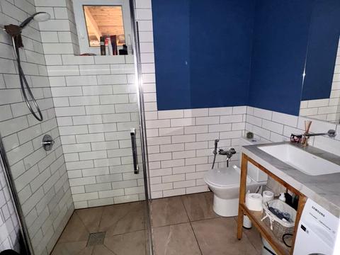 будинок за адресою Профспілкова вул., 136