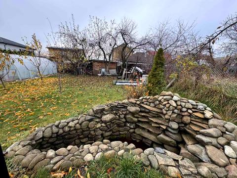 будинок за адресою Профспілкова вул., 136