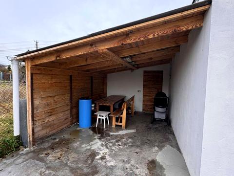 будинок за адресою Профспілкова вул., 136