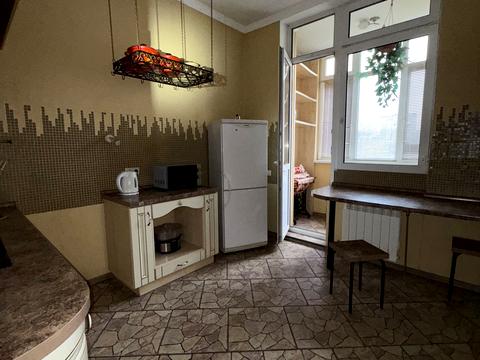 квартира за адресою Київ, Гната Хоткевича вул. (Червоногвардійська), 8