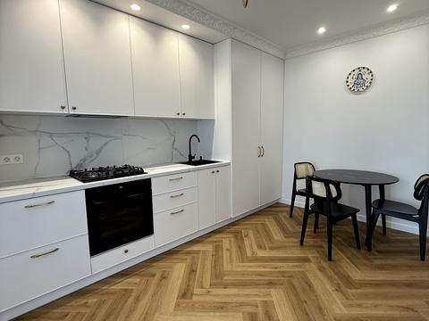 квартира за адресою Льонокомбінатівська вул., 4