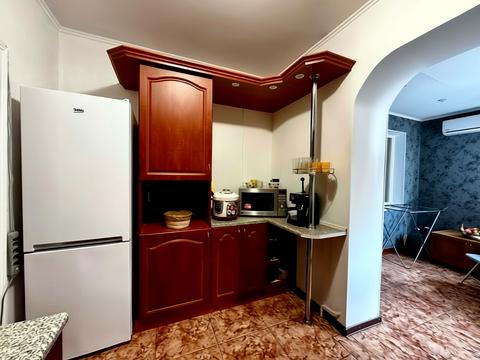 квартира за адресою Ревуцького вул., 36/2