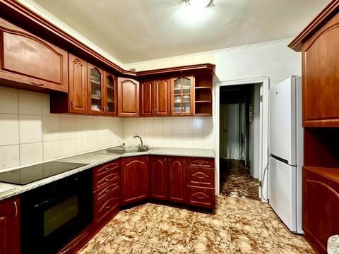 квартира за адресою Ревуцького вул., 36/2