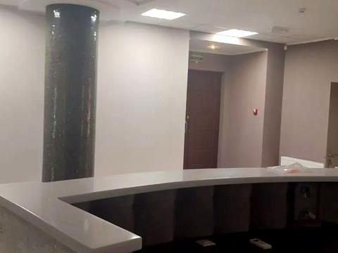 комерційна за адресою Кловський узвіз, 7-А