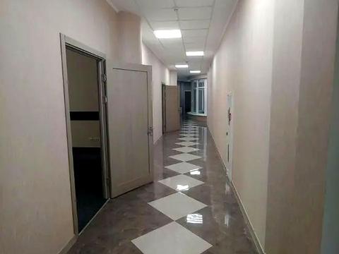 комерційна за адресою Кловський узвіз, 7-А