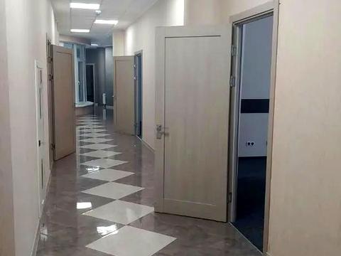 комерційна за адресою Кловський узвіз, 7-А