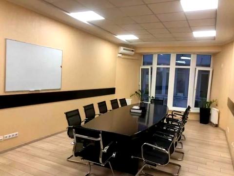 комерційна за адресою Кловський узвіз, 7-А