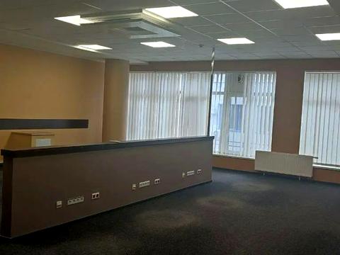 комерційна за адресою Кловський узвіз, 7-А