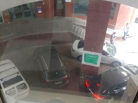 комерційна за адресою Кловський узвіз, 7-А