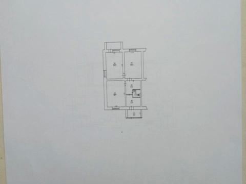 комерційна за адресою Базарна вул., 1