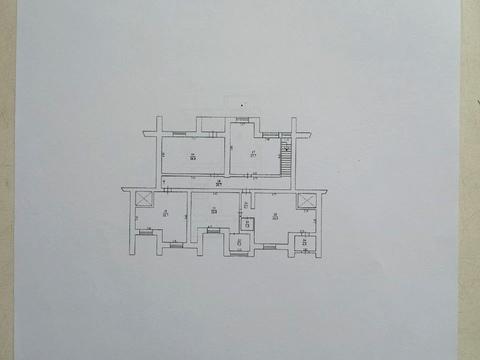 комерційна за адресою Базарна вул., 1