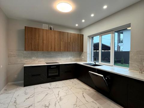 дом по адресу Вишнева, 35