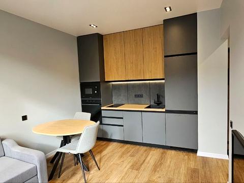 квартира по адресу Салютная ул., 2